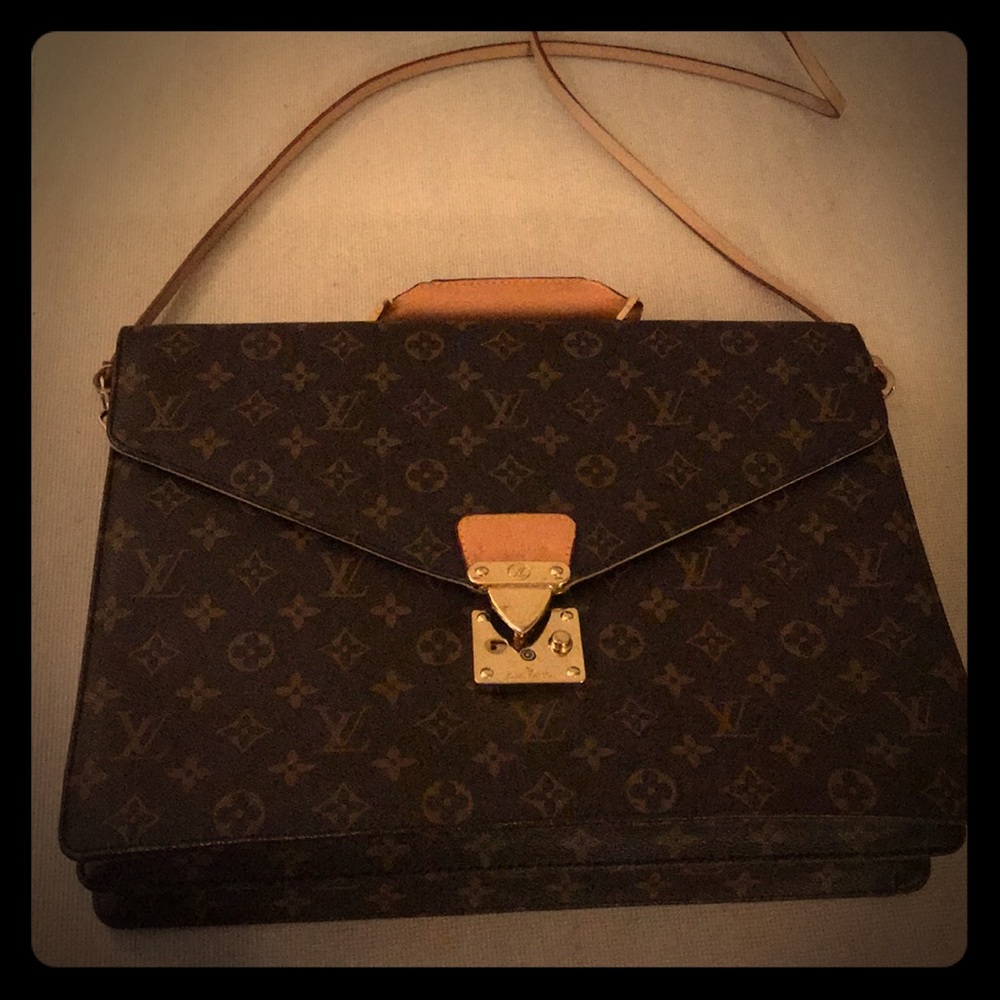 Women’s briefcase